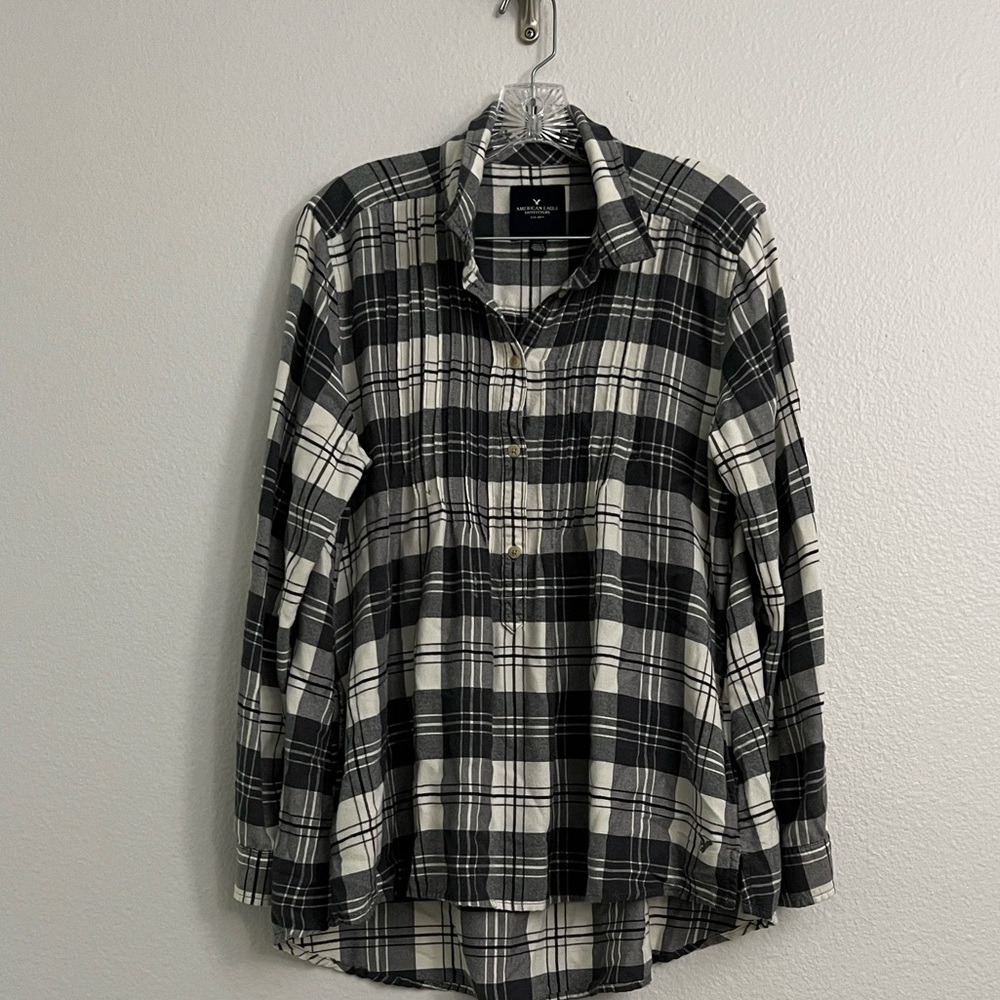 American Eagle Outfitters Gray and White Checkered Shirt